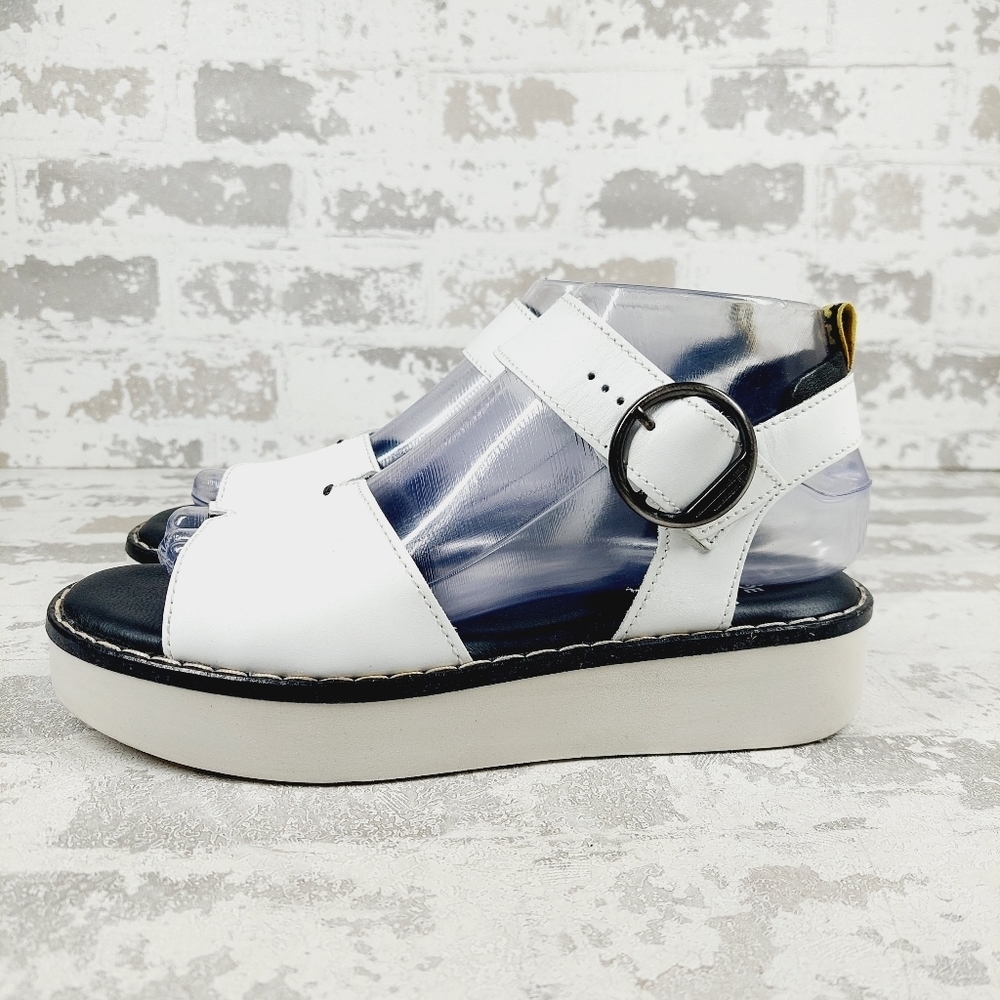 Seaside White Leather Strap Buckle Platform Sandals D50